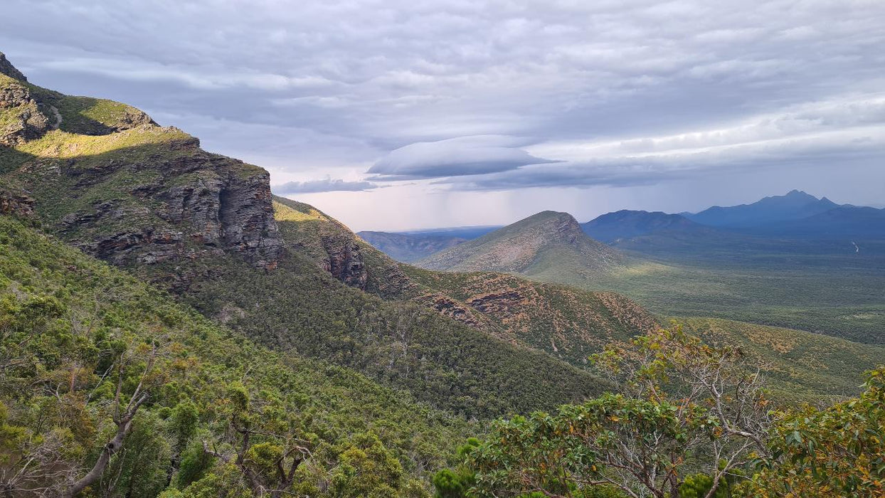 Bluff Knoll Hiking Experience