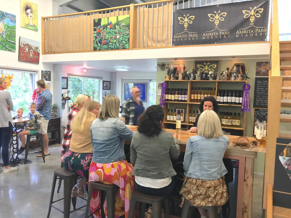 Noosa Hinterland Drinks Tour With Distillery, Brewery, Meadery And Winery - Luxury Private Tour