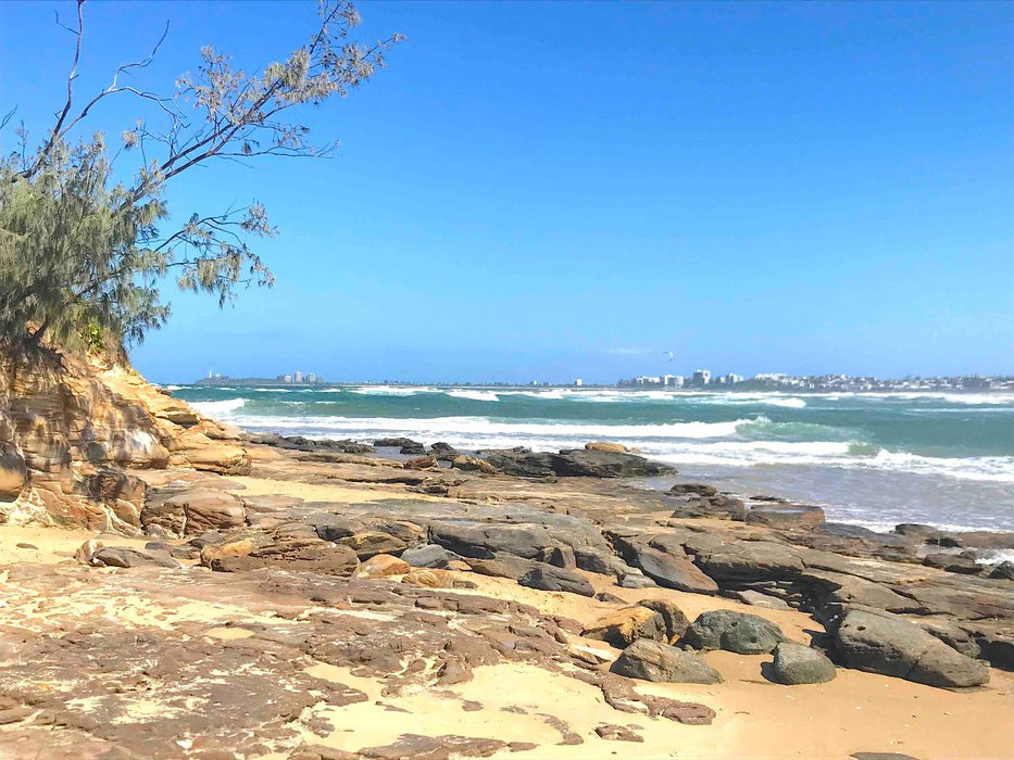 South Of Noosa Tour: Hidden Beaches, Mountains, Islands And Villages With Lunch - Luxury Private Tou