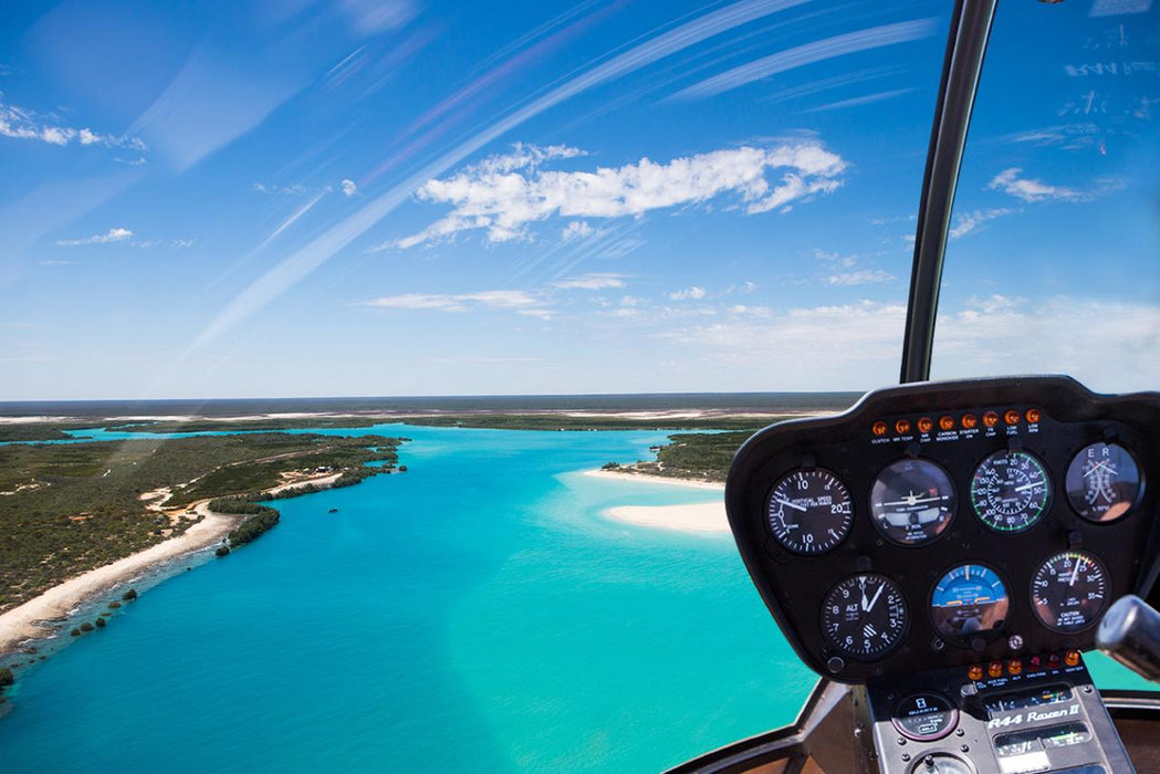 Pearls & Coast Flight And Willie Creek Pearl Farm Tour & Lunch Ex Broome