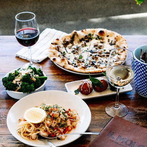 A Grand Waterfront Italian Signature At Il Molo Italian Kitchen & Bar - We Wander