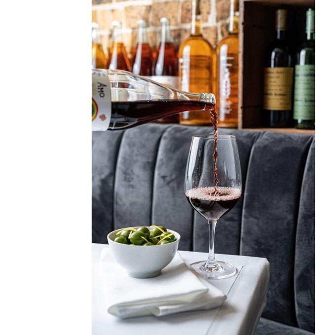 A Grand Wine & Culinary Signature At De Vine Food & Wine - We Wander