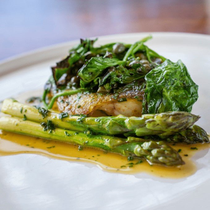 A Landmark Riverfront Dining Signature At Jolleys Boathouse - We Wander