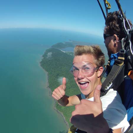 Cairns Tandem Skydive Up To 14,000Ft [Free Bus Transfers] [Agent]