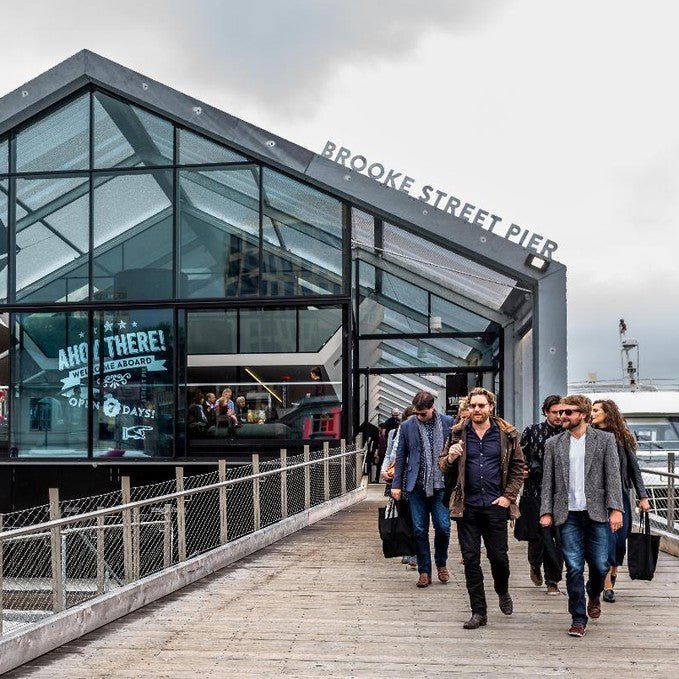 Drink Tasmania Boutique Gin Tour - We Wander