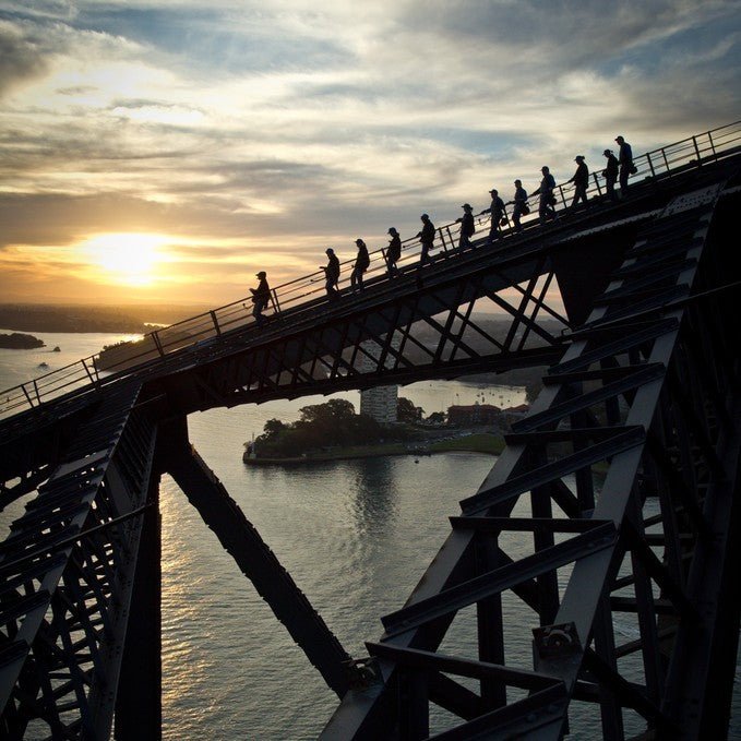 partner-Bridge climb