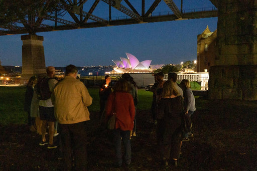 Sydney's - True Crime Tour - We Wander